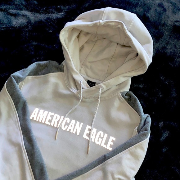White AMERICAN EAGLE pull-over Hoodie - Picture 2 of 4